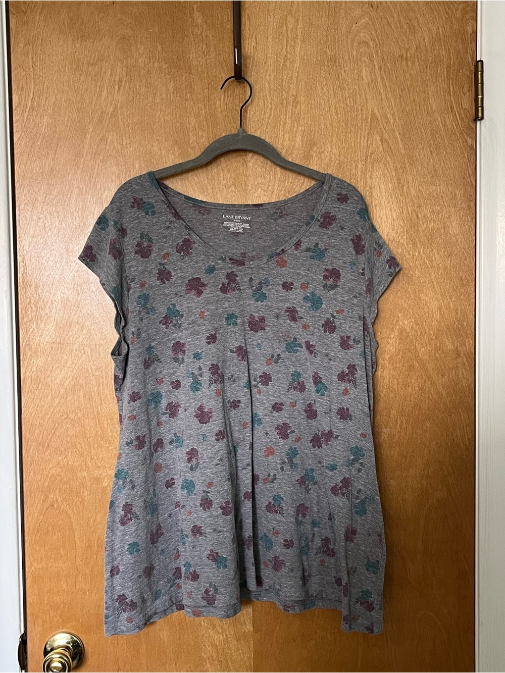 Lane Bryant Gray Floral Cap-Sleeve Swing Top | Size 14/16